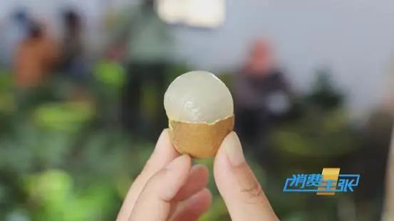 DƬ